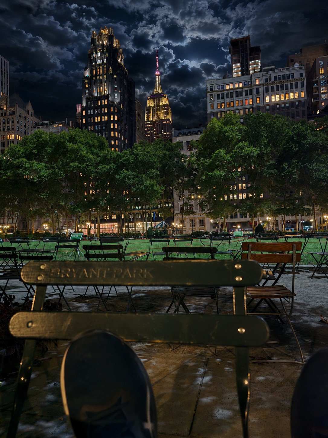Bryant Park di sera
