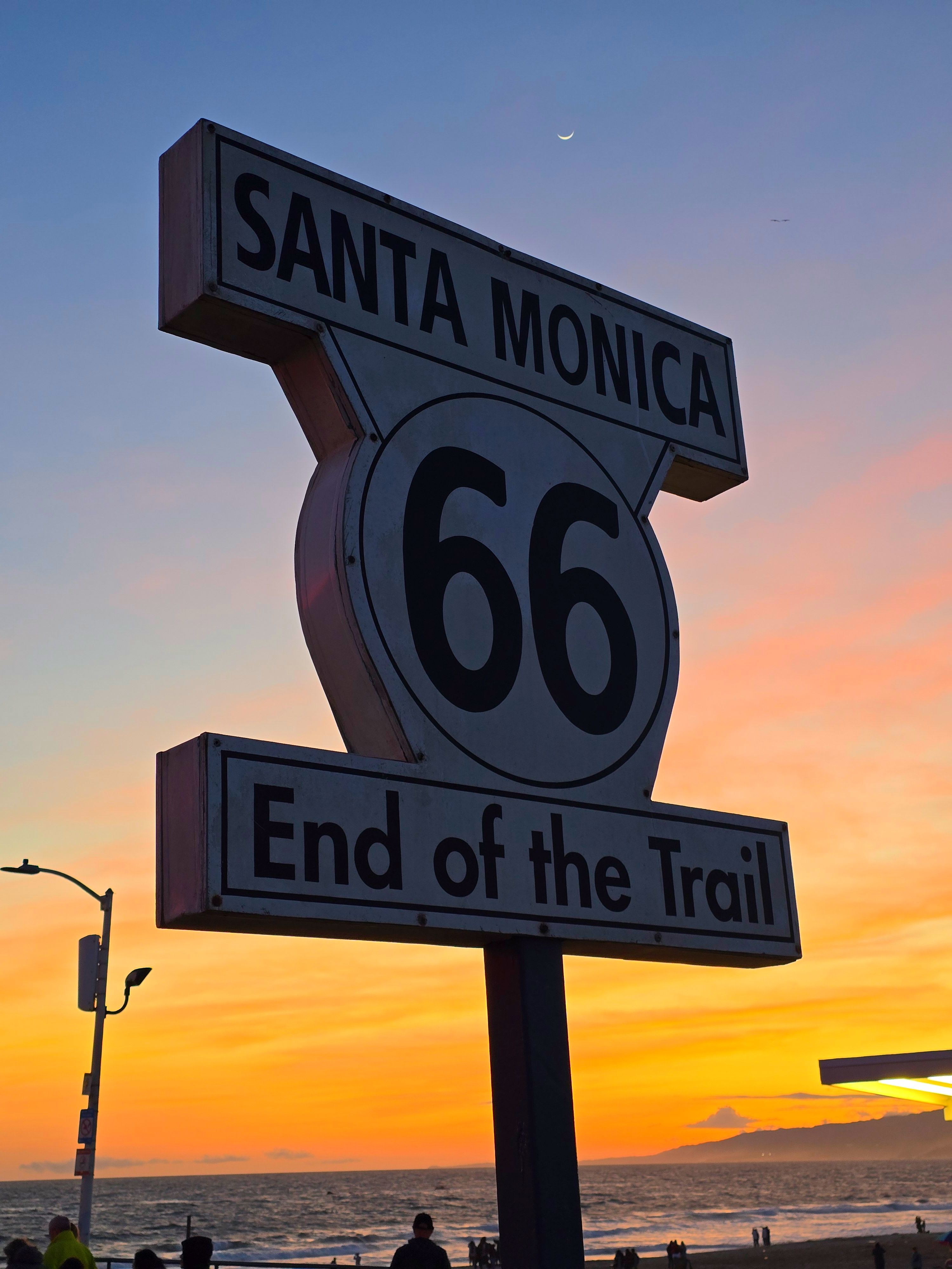 Santa Monica al tramonto