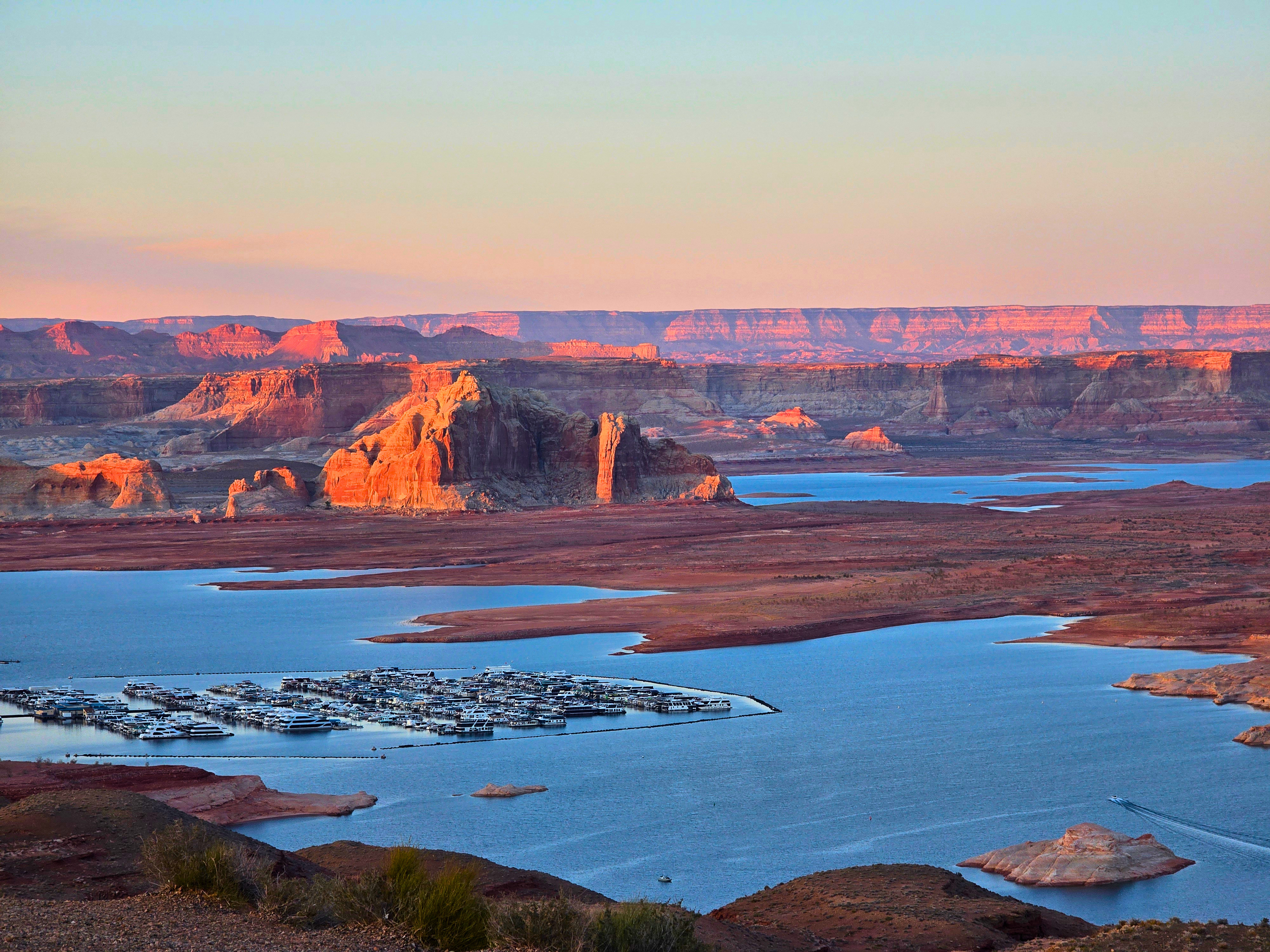 Lake Powell al tramonto